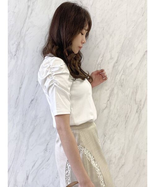 dazzlin（ダズリン）の「BambinaガーリーTシャツ（Tシャツ/カットソー・レディース・ベージュ/グリーン/オフホワイト・FREE）」の9枚目の写真