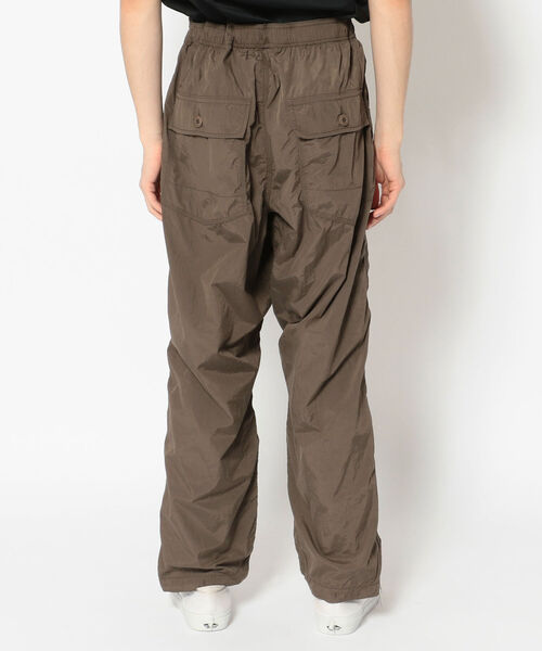 AVIREX（アヴィレックス）の「ナイロン タフタ イージー ベイカー パンツ / NYLON TAFFETA EASY BEKER PANTS / アヴィレックス / AVIREX（その他パンツ・メンズ・ブラック/ネイビー/モカ・LARGE/MEDIUM/X-LARGE/XX-LARGE）」の5枚目の写真