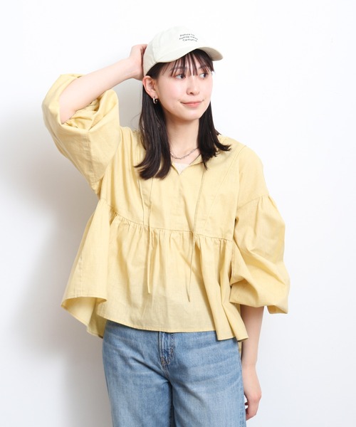 Ungrid(アングリッド)の「スリーブボリュームデザインブラウス(シャツ/ブラウス・レディース・オフホワイト/グリーン/ブラック/ライトブルー/スモークピンク/ライトイエロー・マルチサイズ)」の5枚目の写真