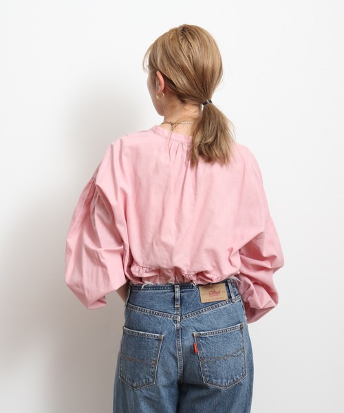 Ungrid(アングリッド)の「スリーブボリュームデザインブラウス(シャツ/ブラウス・レディース・オフホワイト/グリーン/ブラック/ライトブルー/スモークピンク/ライトイエロー・マルチサイズ)」の14枚目の写真