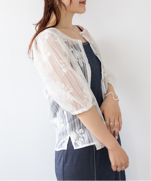 RANDA（ランダ）の「マルチウェイフラワーレース刺繍ブラウス