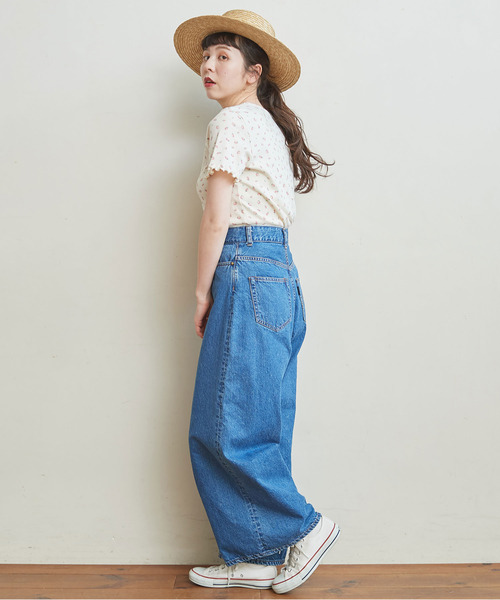 CHILD WOMAN(チャイルドウーマン)の「フライス小花プリント 半袖プルオーバー(Tシャツ/カットソー・レディース・アイボリー/ブルー・FREE)」の16枚目の写真