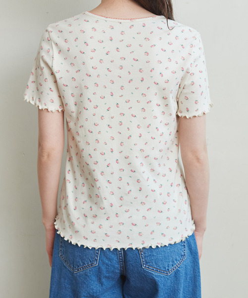 CHILD WOMAN(チャイルドウーマン)の「フライス小花プリント 半袖プルオーバー(Tシャツ/カットソー・レディース・アイボリー/ブルー・FREE)」の21枚目の写真