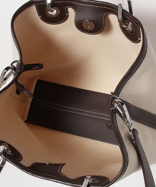 EMPORIO ARMANI（エンポリオアルマーニ）の「【エンポリオ アルマーニ】ハンドバッグ ファブリック製 ロゴプリント ポーチ付き（ハンドバッグ・レディース・ベージュ・FREE）」の4枚目の写真