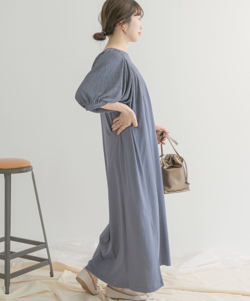 ITEMS URBANRESEARCH（アイテムズ アーバンリサーチ）の「ソデドッキングワンピース（ワンピース・レディース・ブラック/ベージュ/ブルー・FREE）」の3枚目の写真