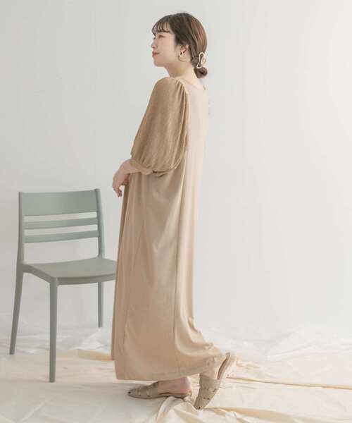 ITEMS URBANRESEARCH（アイテムズ アーバンリサーチ）の「ソデドッキングワンピース（ワンピース・レディース・ブラック/ベージュ/ブルー・FREE）」の7枚目の写真