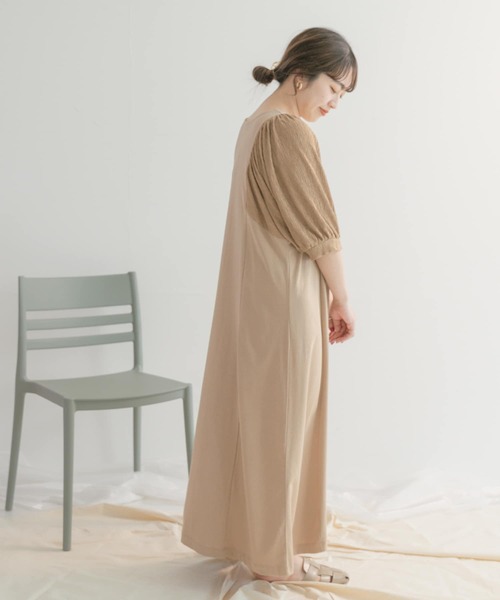 ITEMS URBANRESEARCH（アイテムズ アーバンリサーチ）の「ソデドッキングワンピース（ワンピース・レディース・ブラック/ベージュ/ブルー・FREE）」の9枚目の写真