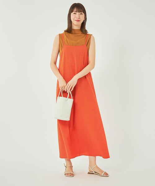 green label relaxing（グリーンレーベルリラクシング）の「【WEB限定】［ TALL /H166㎝～］サッカー キャミ ワンピース（ワンピース・レディース・オフホワイト/オレンジ/ネイビー・TALL）」の17枚目の写真