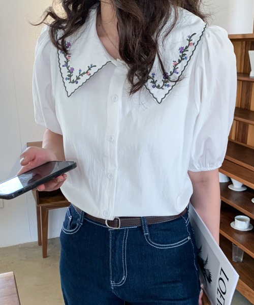 Diosfront（ディオスフロント）の「刺繍衿付デザインパフスリーブ