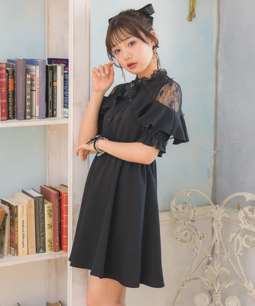 ロジータ ROJITA 肩レースブローチ付き半袖ワンピース 明日カノ ロジータ ROJITA 肩レースブローチ付き半袖ワンピース 明日カノ