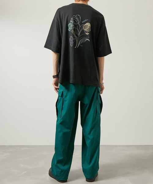 iisy（イージー）の「【 iisy 】ウェーブフラワーバックプリントTEE（Tシャツ/カットソー・メンズ・ホワイト/ダークグリーン/ブラック・S/M/L/XL）」の9枚目の写真