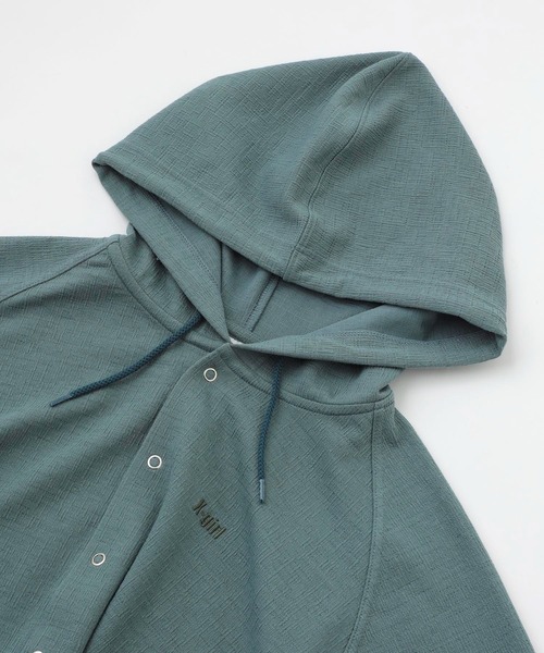 X-girl（エックスガール）の「CROSS JACQUARD CARDIGAN/ボリュームスリーブ/ショート丈 フード付きカーディガン/パーカー（カーディガン/ボレロ・レディース・ブラック/ホワイト/ダークグリーン・ONE SIZE）」の15枚目の写真