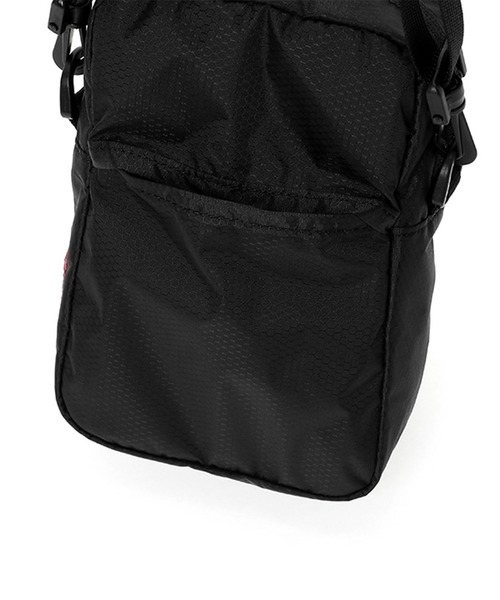 Manhattan Portage（マンハッタンポーテージ）の「Greenway Mini-Shoulder Bag Ripstop Nylon（ショルダーバッグ・メンズ・ブラック・X-SMALL）」の8枚目の写真