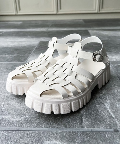 AMOUR BOX(アムールボックス)の「トラックソールグルカサンダル(サンダル・レディース・ブラック/ホワイト・36/37/38/39/40)」の17枚目の写真