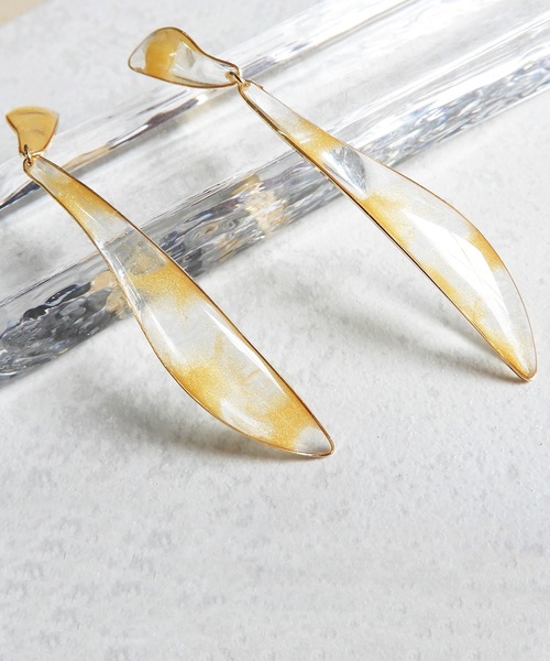 The Rule(ザルール)の「The Rule ザルール:Veronica pierced earring:リーフ型 ベロニカピアス(ピアス(両耳用)・レディース・ブラック/ベージュ/レッド/ゴールド/グリーン・FREE)」の15枚目の写真