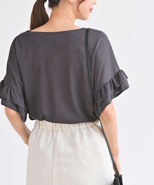 rps（アールピーエス）の「ダブルフリル袖チュニック（チュニック・レディース・チャコールグレー/ブラック/オフホワイト/ライトベージュ・M）」の6枚目の写真