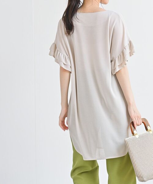 rps（アールピーエス）の「ダブルフリル袖チュニック（チュニック・レディース・チャコールグレー/ブラック/オフホワイト/ライトベージュ・M）」の8枚目の写真