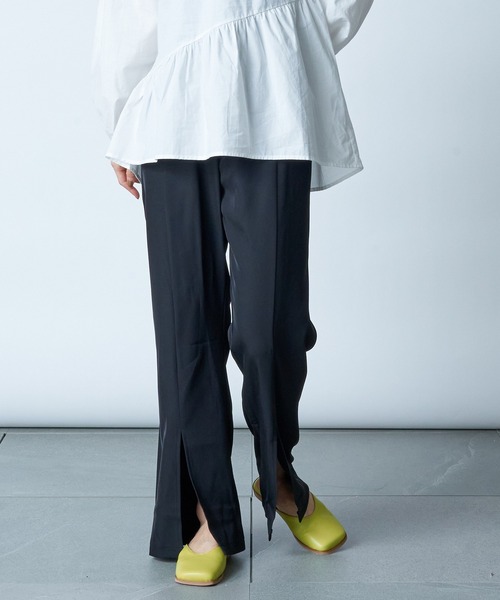 MAISON BREEZE（メゾンブリーズ）の「【MAISON BREEZE】ウエストゴムフロント裾スリットパンツ SCCH154（その他パンツ・レディース・ピンク/グリーン/ブラック/グレー・3/4）」の6枚目の写真