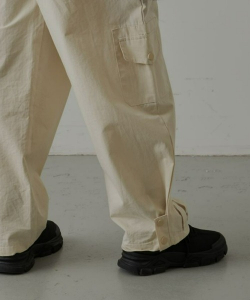 FIG&VIPER（フィグアンドバイパー）の「ミリタリーカーゴパンツ（カーゴパンツ・レディース・アイボリー・S/M）」の16枚目の写真