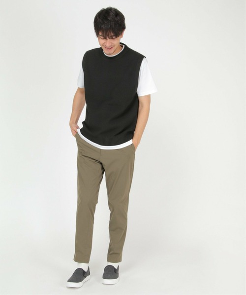 ikka（イッカ）の「ハイストレッチニットベスト（ベスト・メンズ・ベージュ/ブラック/ワイン・XL/S/L/M）」の15枚目の写真