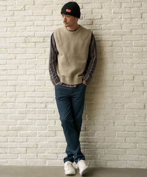 ikka（イッカ）の「ハイストレッチニットベスト（ベスト・メンズ・ベージュ/ブラック/ワイン・XL/S/L/M）」の8枚目の写真