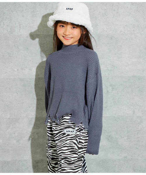 ANAP kids（アナップキッズ）の「ダメージクロップド丈ニットトップスセーター（ニット/セーター・キッズ・ネイビー/ピンク/ブラック/アイボリー・110cm/120cm/130cm）」の9枚目の写真