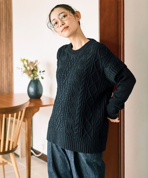 and myera(アンド マイラ)の「and myera アランニットセーター(ニット/セーター・レディース・ブラック/キナリ・MEDIUM/LARGE/X-LARGE/SMALL)」の11枚目の写真
