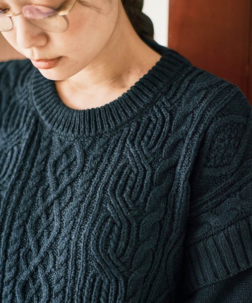 and myera(アンド マイラ)の「and myera アランニットセーター(ニット/セーター・レディース・ブラック/キナリ・MEDIUM/LARGE/X-LARGE/SMALL)」の19枚目の写真