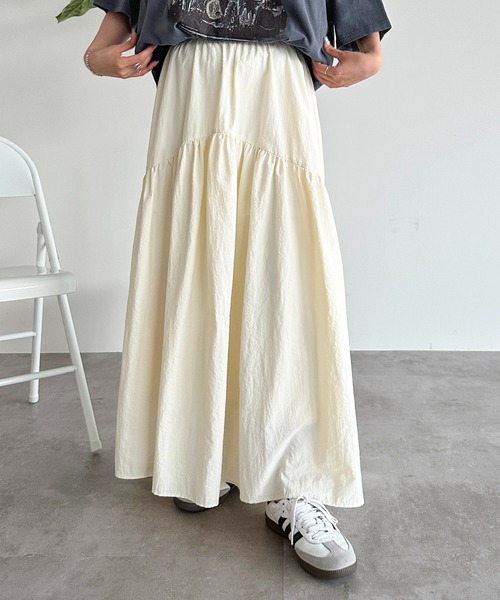 apres jour mignon（アプレジュールミニョン）の「ボリュームデザインスカート【ZOZOTOWN限定アイテム】（スカート・レディース・アイボリー/ベージュ/ブラック/その他/ブルー/チャコールグレー/ブルー系その他/ブラック系その他・MEDIUM/SMALL/X-LARGE）」の15枚目の写真