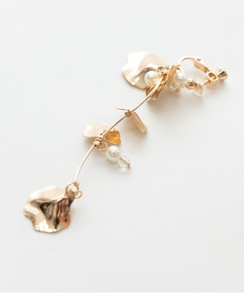 RANDA（ランダ）の「フラワーペタルイヤリング（イヤリング・レディース・ゴールド/シルバー・FREE）」の8枚目の写真