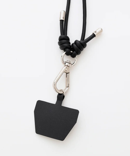 And A（アンドエー）の「ITTI イッチ / HERRIE PHONE STRING / RAPTO ヘリー ホーンストリング スマホショルダー レザーストラップ /  ITTI-GOODS-050-A（スマホグッズ・メンズ・ブラック・FREE）」の3枚目の写真