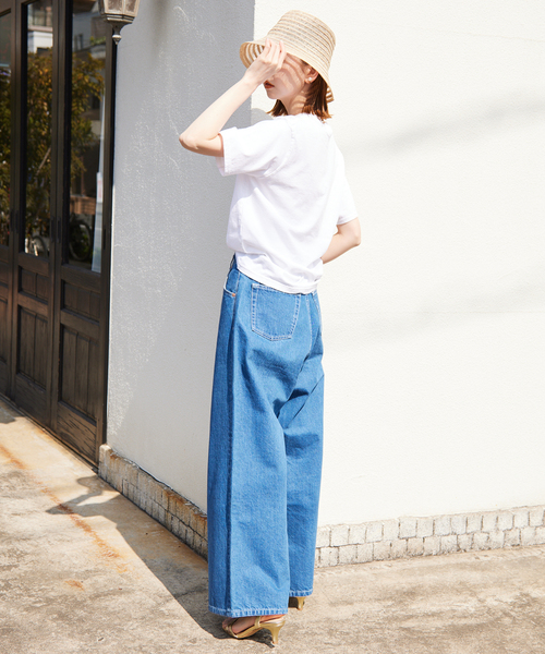 SLOBE IENA（スローブイエナ）の「CHAMBERYロゴTEE（Tシャツ/カットソー・レディース・チャコールグレー/ホワイト/ブルー・FREE）」の14枚目の写真