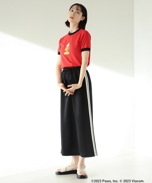 Ray BEAMS(レイビームス)の「GARFIELD / リンガー Tシャツ(Tシャツ/カットソー・レディース・レッド/グリーン/ネイビー・ONE SIZE)」の4枚目の写真