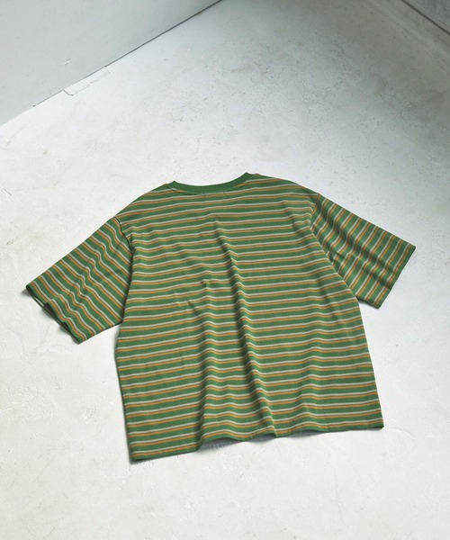 EMMA CLOTHES（エマクローズ）の「オーバーサイズ マルチボーダー ショートスリーブTシャツ EMMA CLOTHES（Tシャツ/カットソー・メンズ・ホワイト系/ベージュ系/グリーン系/ベージュ系2/グレー系/ホワイト系2・L/M）」の21枚目の写真