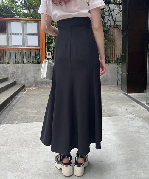 one after another NICE CLAUP(ワンアフターアナザーナイスクラップ)の「着心地がらく。フロントスリットマーメイドスカート(スカート・レディース・グレー/ブラック/アイボリー/ピンク・SMALL/MEDIUM)」の15枚目の写真