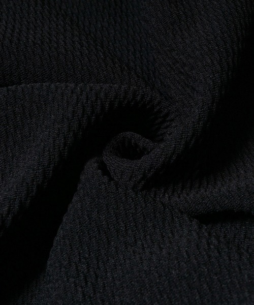 coca（coca）（コカ）の「エンボス加工Vネックワンピース（ジャンパースカート・レディース・ブラック・ONE SIZE）」の17枚目の写真