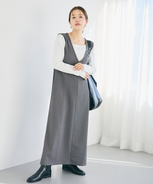 coca（coca）（コカ）の「エンボス加工Vネックワンピース（ジャンパースカート・レディース・ブラック・ONE SIZE）」の20枚目の写真