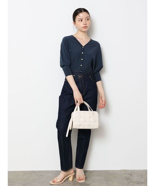 LAGUNAMOON（ラグナムーン）の「ゴールドボタンドルマンニットカーディガン（カーディガン/ボレロ・レディース・ネイビー/レッド/ホワイト・FREE）」の16枚目の写真