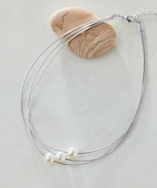 ear PAPILLONNER（イアパピヨネ）の「3連ポイントパールネックレス（ネックレス・レディース・シルバー/ゴールド・FREE）」の8枚目の写真