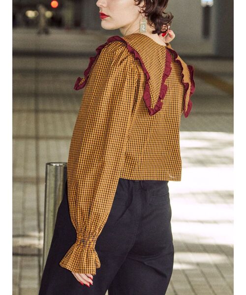 jouetie（ジュエティ）の「フリルカラー2WAYブラウス（シャツ/ブラウス・レディース・レッド/オフホワイト/イエロー・MEDIUM）」の15枚目の写真