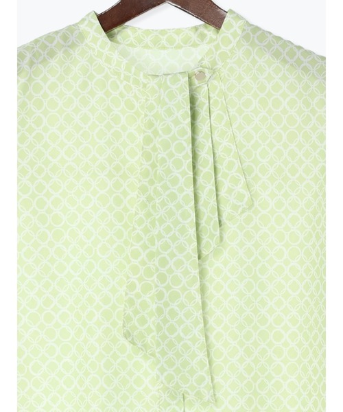 Te chichi（テチチ）の「柄アソート5分袖2WAYボウタイブラウス（シャツ/ブラウス・レディース・ネイビー/ベージュ/オフホワイト/イエロー・F）」の9枚目の写真