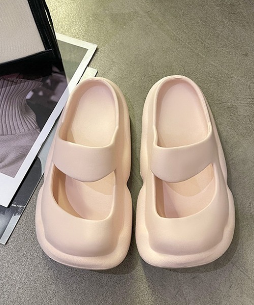 Vipoa（ヴィポア）の「チャンキーソールサンダル（サンダル・レディース・ホワイト/ピンク/ブラック・SMALL/MEDIUM/LARGE）」の15枚目の写真