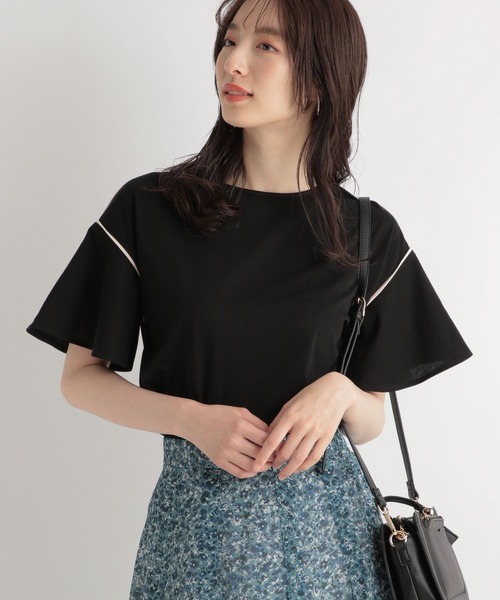 Andemiu（アンデミュウ）の「パイピングフレアカット 963865（Tシャツ/カットソー・レディース・ブラック/ライトベージュ/ブルー/オフホワイト・FREE）」の10枚目の写真