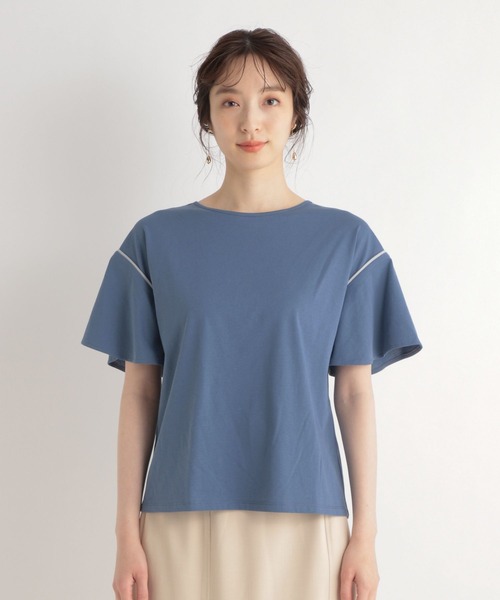Andemiu（アンデミュウ）の「パイピングフレアカット 963865（Tシャツ/カットソー・レディース・ブラック/ライトベージュ/ブルー/オフホワイト・FREE）」の6枚目の写真