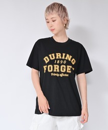 BIG カレッジロゴ・プリントTシャツ DURING FORGET