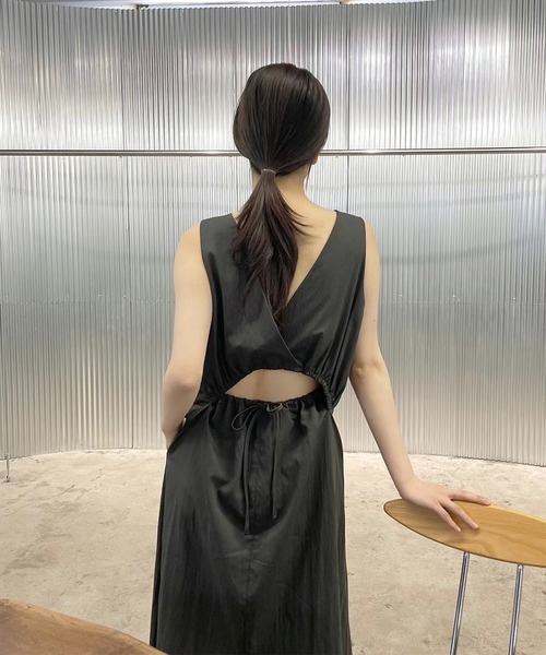 極美品♡ルネ♡フロントパール　ワンピース 商品詳細ページ