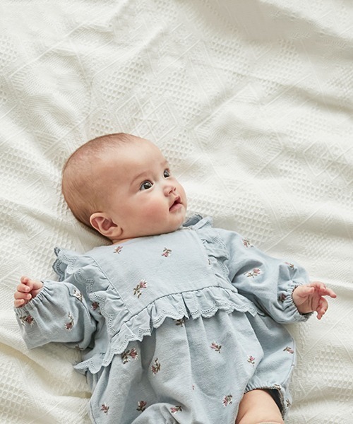 petit main(プティマイン)の「花刺繍ロンパース(ロンパース・キッズ・アイボリー/ライトブルー/ブラック・80cm/70cm)」の12枚目の写真