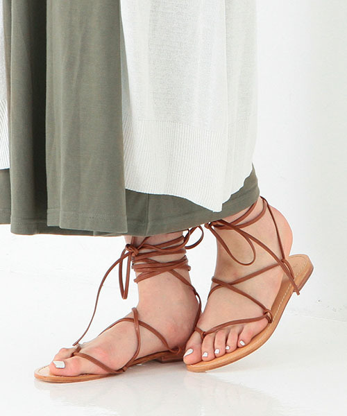 KIWI（キィウイ）の「kiwiレースアップサンダル/BCKiWi LACEUP SNDL◆（サンダル・レディース・ブラック/ブラウン・36/37/38）」の2枚目の写真