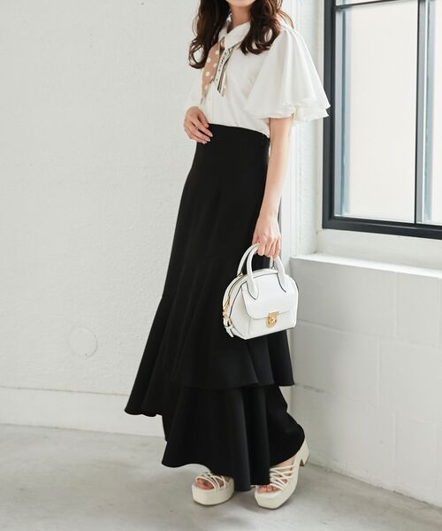 MAJESTIC LEGON（マジェスティックレゴン）の「スカーフリボンセットシャツ（シャツ/ブラウス・レディース・ブラック/オフホワイト/ホワイト系その他・MEDIUM）」の18枚目の写真