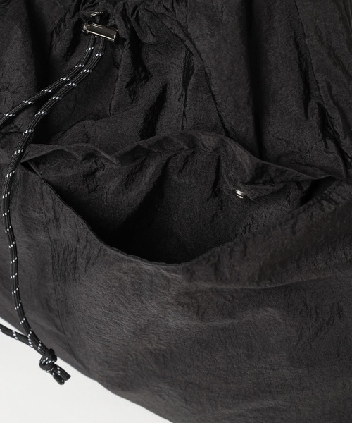 niko and...(ニコアンド)の「オリジナルドロストショルダーバッグ(ショルダーバッグ・レディース・ブルー/アイボリー/ブラック・0)」の12枚目の写真